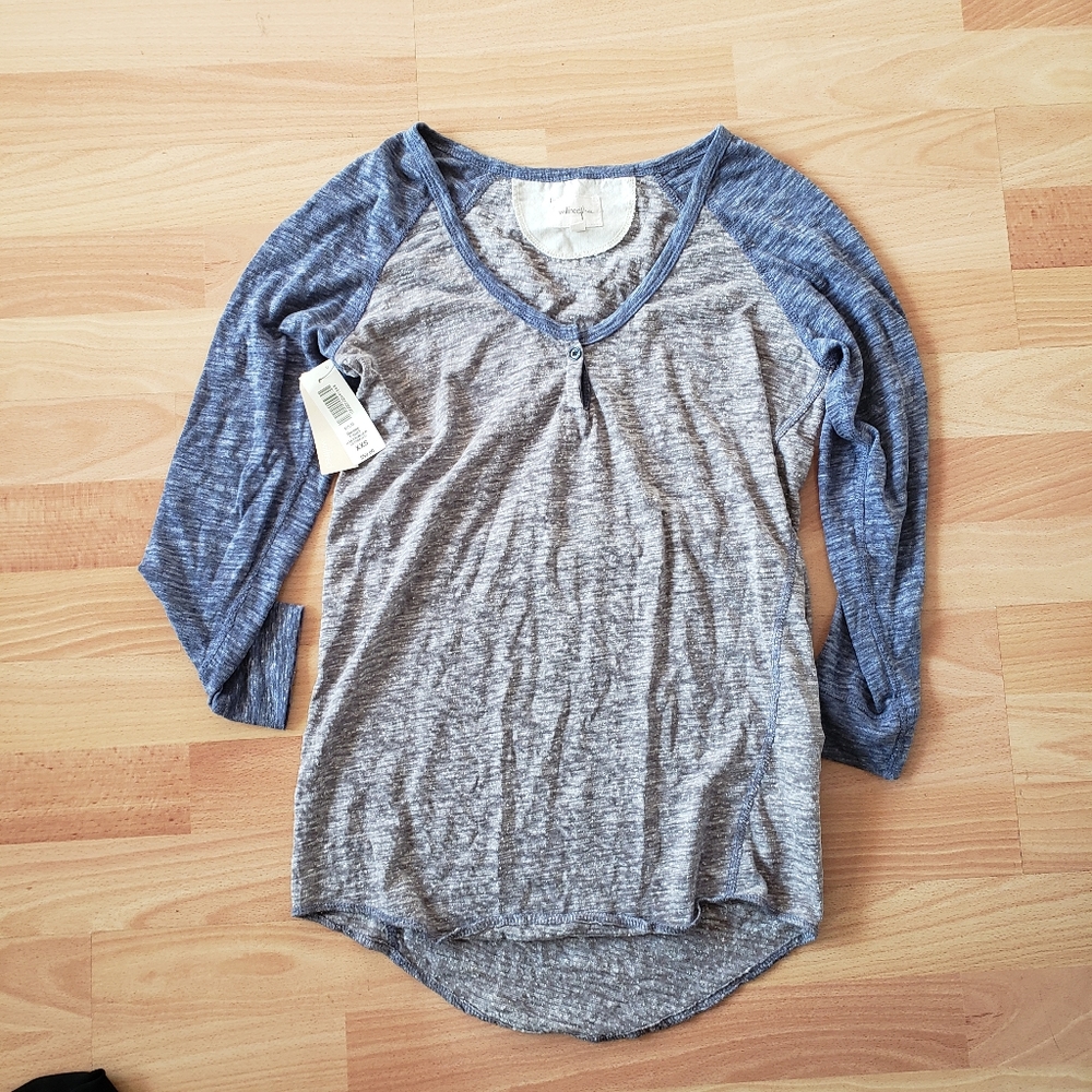 Aritzia Wilfred baseball button top